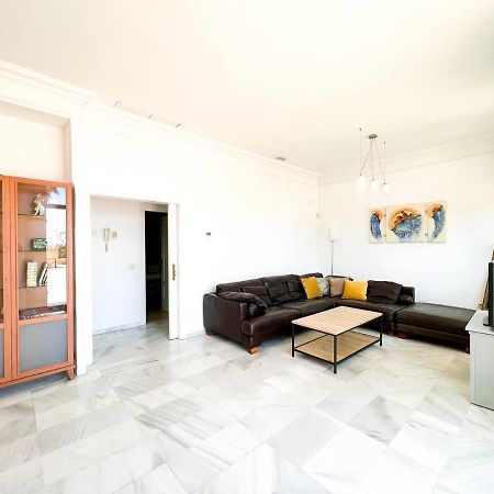 Modern Three-Level Apartment Near The Sea Benalmádena Exterior foto