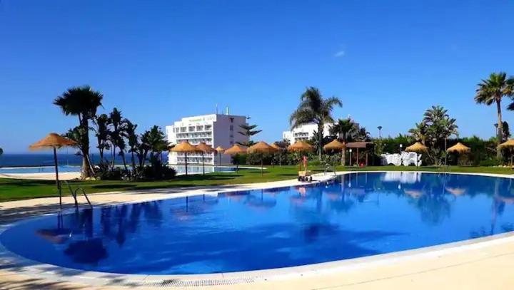 Modern Three-Level Apartment Near The Sea Benalmádena Exterior foto