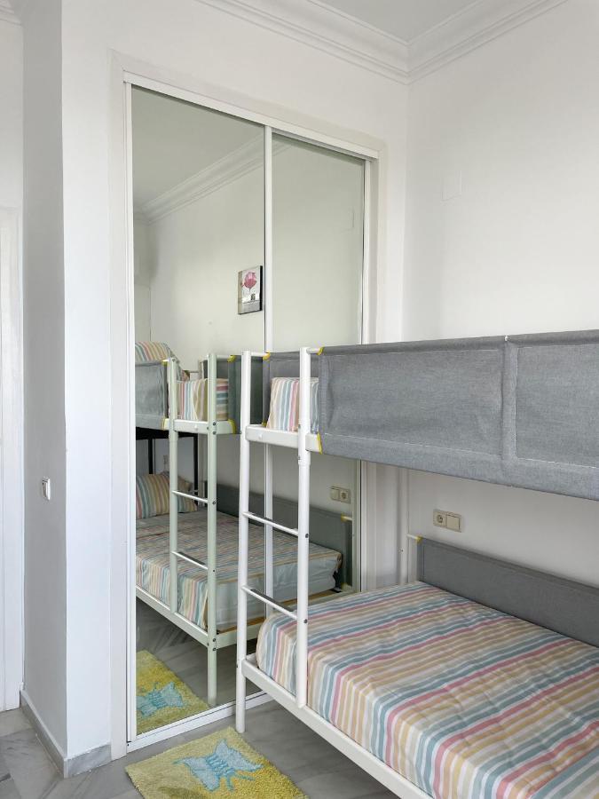 Modern Three-Level Apartment Near The Sea Benalmádena Exterior foto